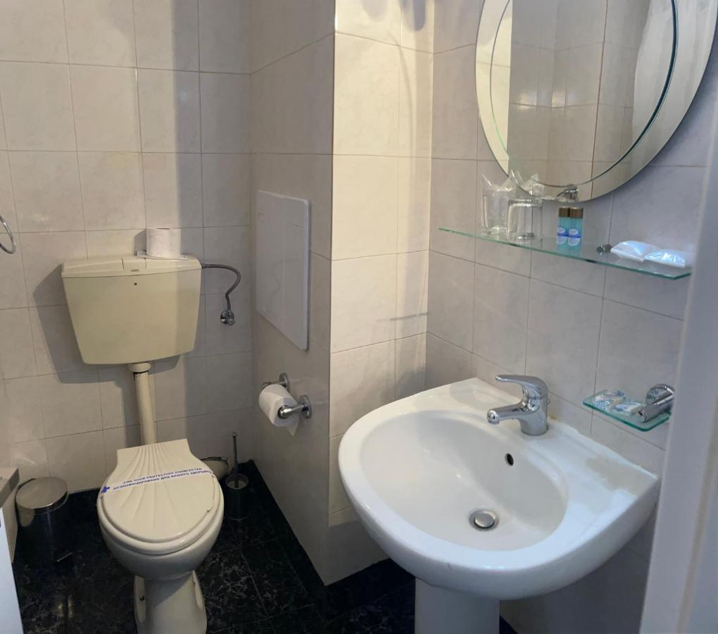 Hotel Rotasar Sofia Luaran gambar